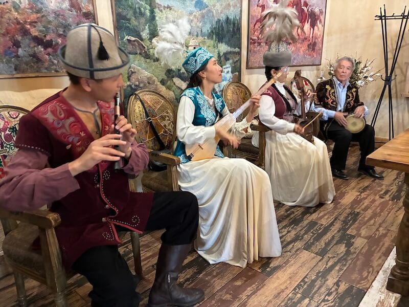 キルギスの音楽