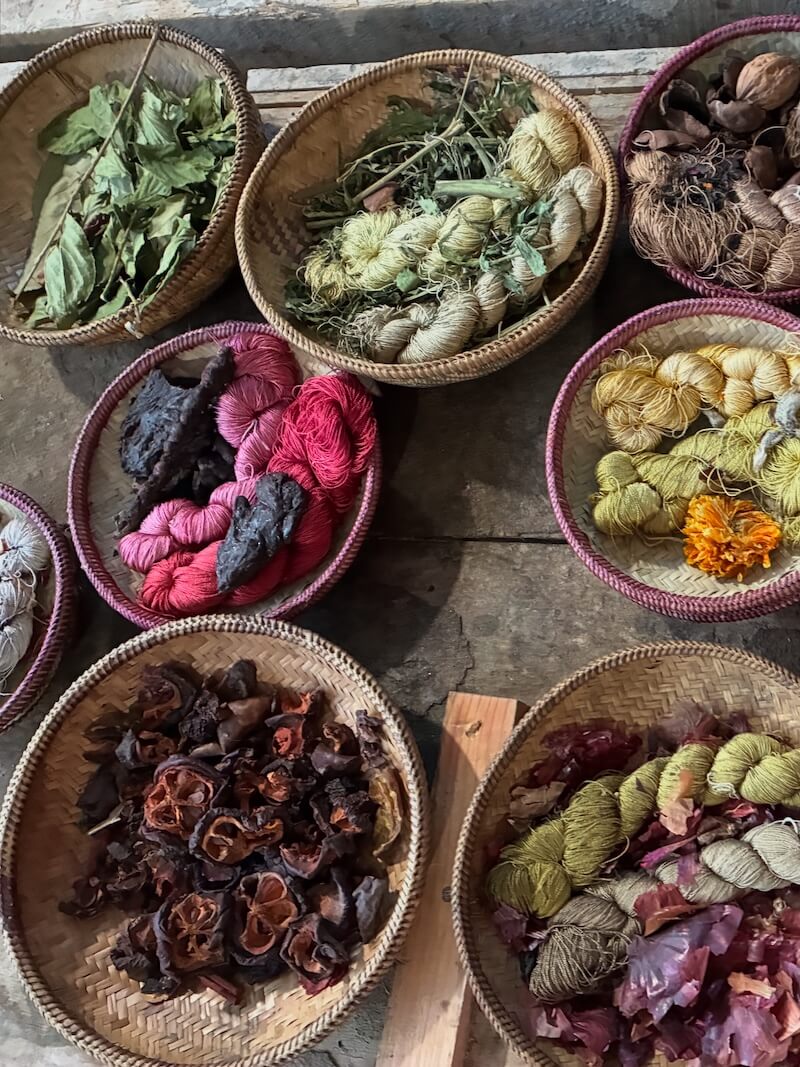 ブータンの染色